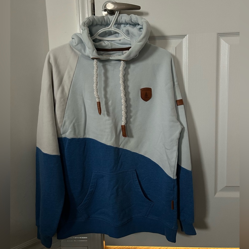 Wanakome Two-Tone Blue Hoodie